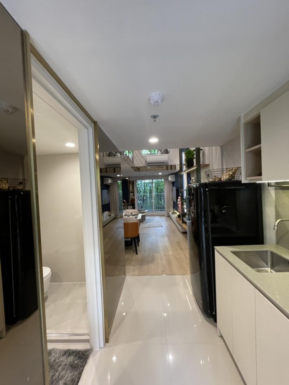 ขายคอนโดสยาม จุฬา สามย่าน : ขายคอนโด CULTURE จุฬา ขนาด 57 ตร.ม. 2 ห้องนอน 1 ห้องน้ำ ทำเลใจกลางสถานศึกษาชั้นนำ ใกล้รถไฟฟ้า 2 สาย 290 ม. ถึง BTS ศาลาแดง 350 ม. ถึง MRT สามย่าน สิ่งอำนวยความสะดวกมีให้ครบครัน