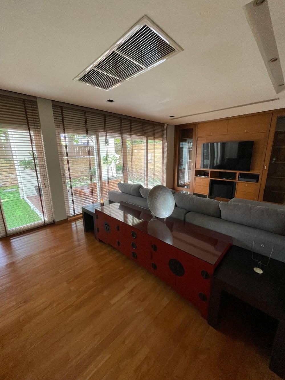 ให้เช่าบ้านรัชดา ห้วยขวาง : 🍒ให้เช่าบ้านเดี่ยว โนเบิล ทาวน์อินทาวน์ ใจกลางเมือง ห้วยขวาง เหม๋งจ๋าย ทำเลดีมาก บ้านใหม่ เฟอร์ครบ