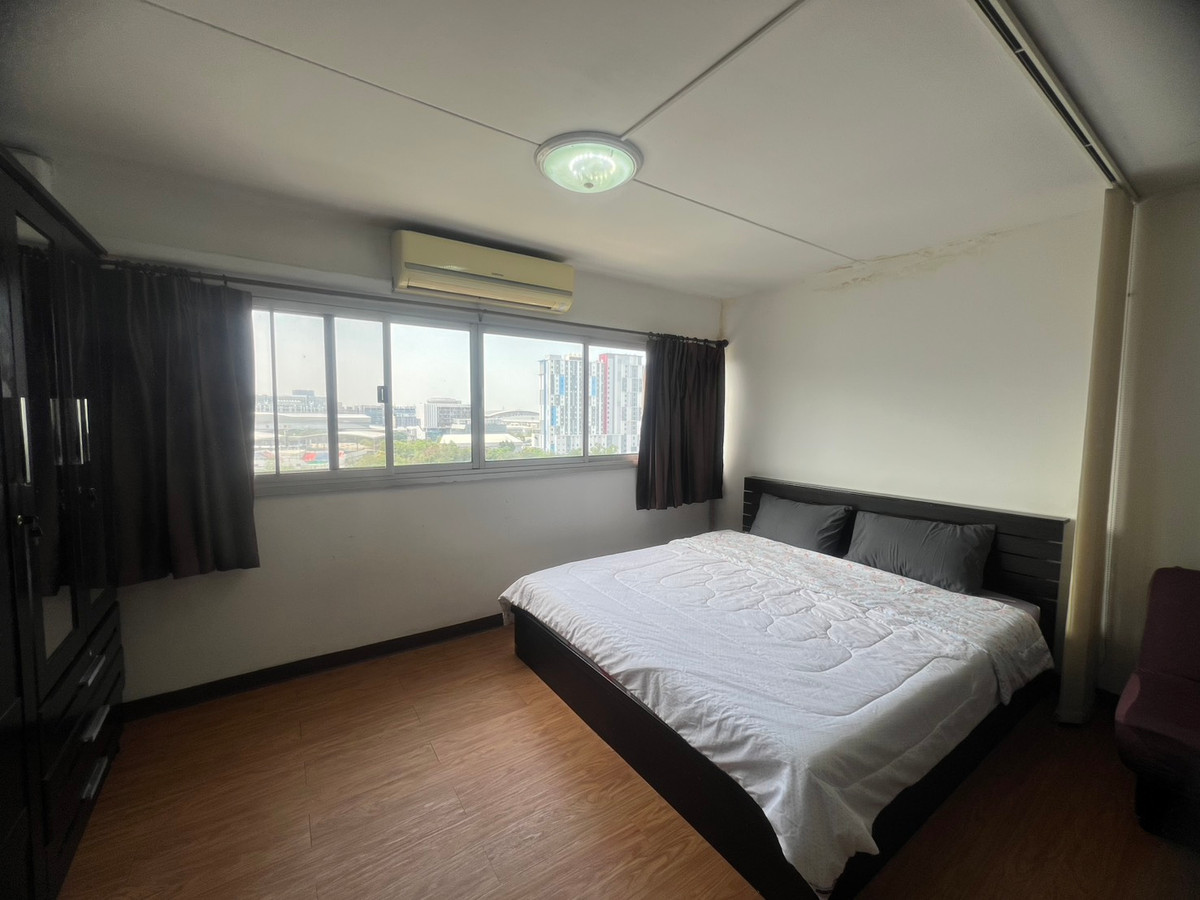 คอนโด ป็อปปูล่า เมืองทอง T12 ชั้น 11 ให้เช่า 3,500 บาท (วิวนอก+เฟอร์ครบ) Loading...