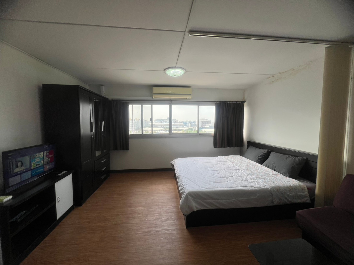 คอนโด ป็อปปูล่า เมืองทอง T12 ชั้น 11 ให้เช่า 3,500 บาท (วิวนอก+เฟอร์ครบ) Loading...