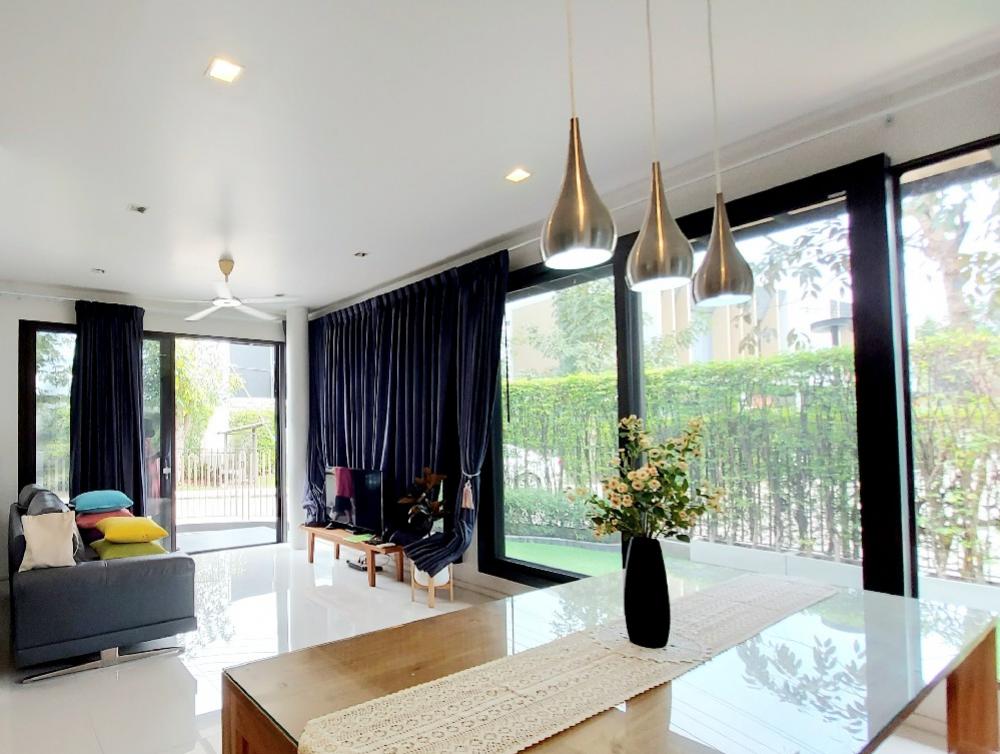 For SaleHousePathum Thani,Rangsit, Thammasat : House for sale AQ Shadi Phahon Yothin-Rangsit, beautiful twin house, corner house, 5 minutes to Thammasat University, teak furniture, security screens throughout the house, 42 sq m.