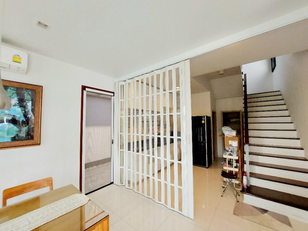 For SaleHousePathum Thani,Rangsit, Thammasat : House for sale AQ Shadi Phahon Yothin-Rangsit, beautiful twin house, corner house, 5 minutes to Thammasat University, teak furniture, security screens throughout the house, 42 sq m.