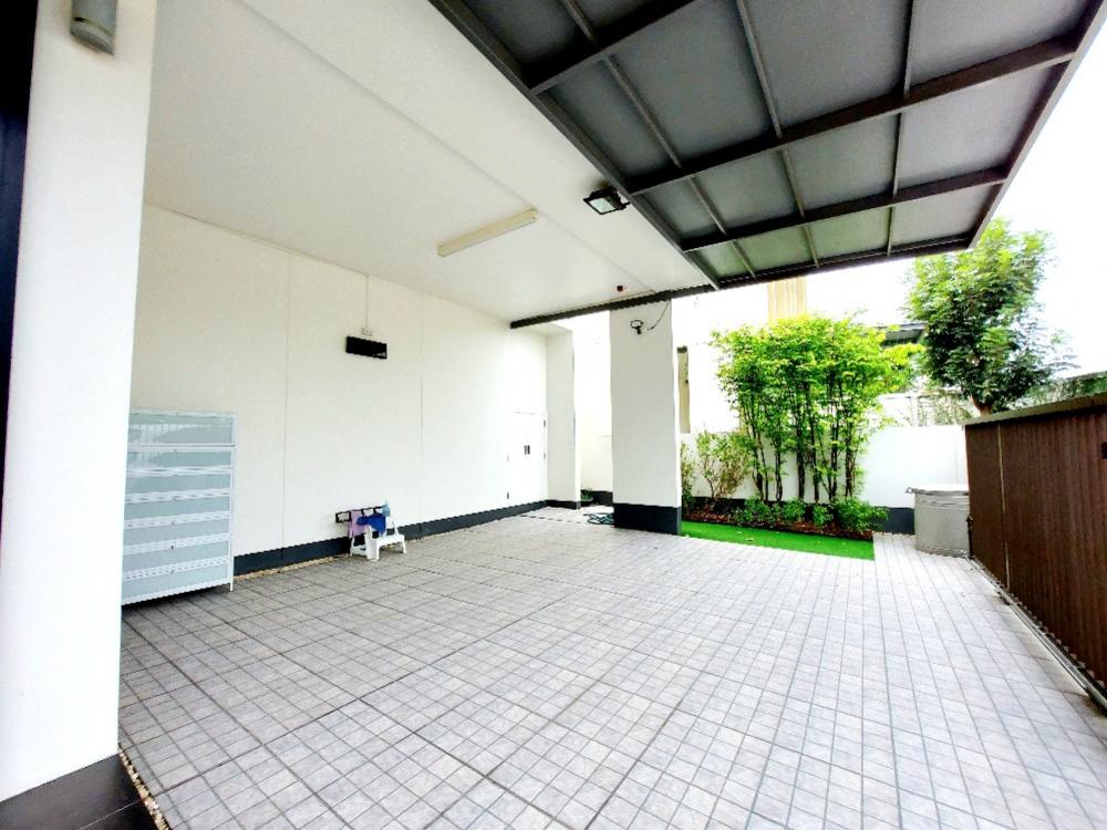 For SaleHousePathum Thani,Rangsit, Thammasat : House for sale AQ Shadi Phahon Yothin-Rangsit, beautiful twin house, corner house, 5 minutes to Thammasat University, teak furniture, security screens throughout the house, 42 sq m.
