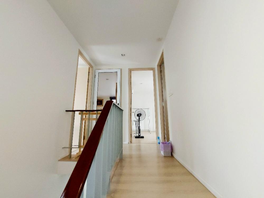 For SaleHousePathum Thani,Rangsit, Thammasat : House for sale AQ Shadi Phahon Yothin-Rangsit, beautiful twin house, corner house, 5 minutes to Thammasat University, teak furniture, security screens throughout the house, 42 sq m.