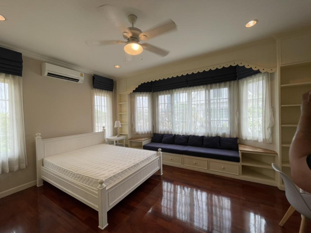 For RentHouseBangna, Bearing, Lasalle : Single house for rent, Fantasia Villa 4,Near little walk 5 bedrooms