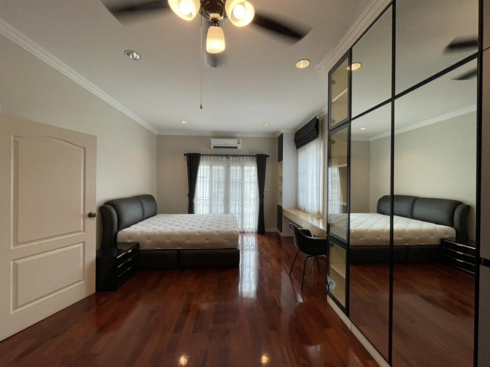 For RentHouseBangna, Bearing, Lasalle : Single house for rent, Fantasia Villa 4,Near little walk 5 bedrooms