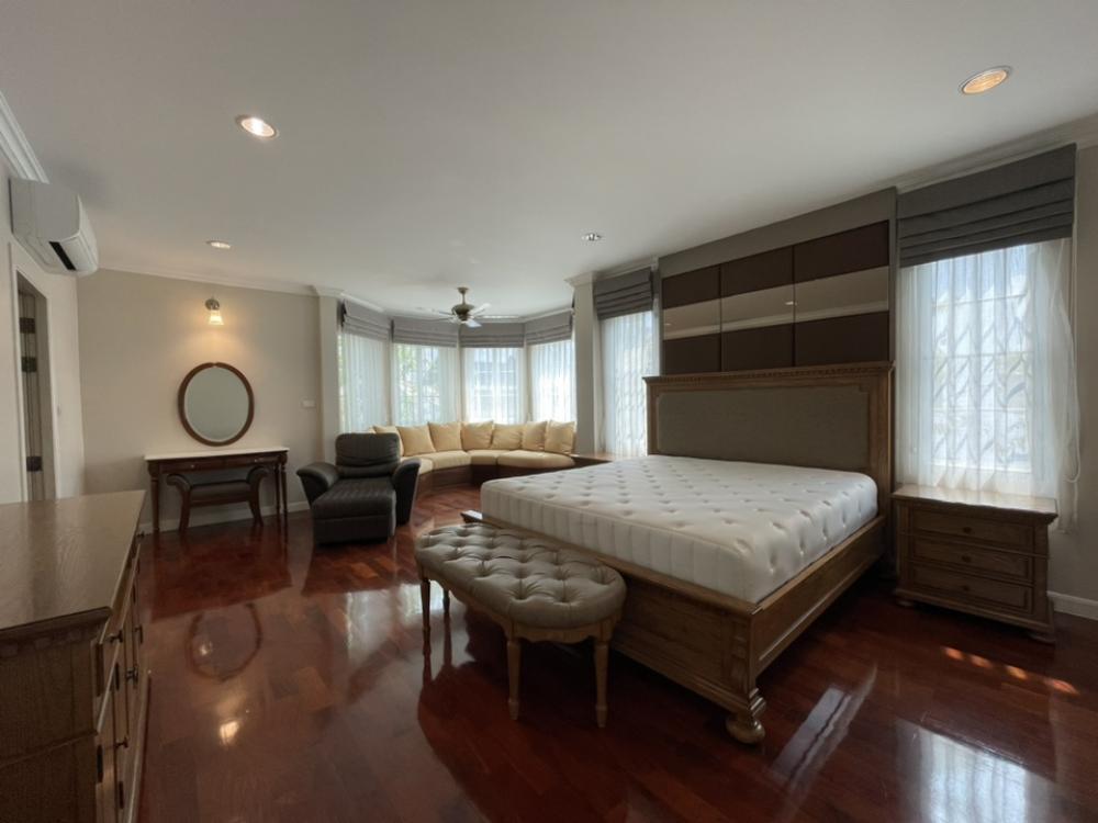 For RentHouseBangna, Bearing, Lasalle : Single house for rent, Fantasia Villa 4,Near little walk 5 bedrooms