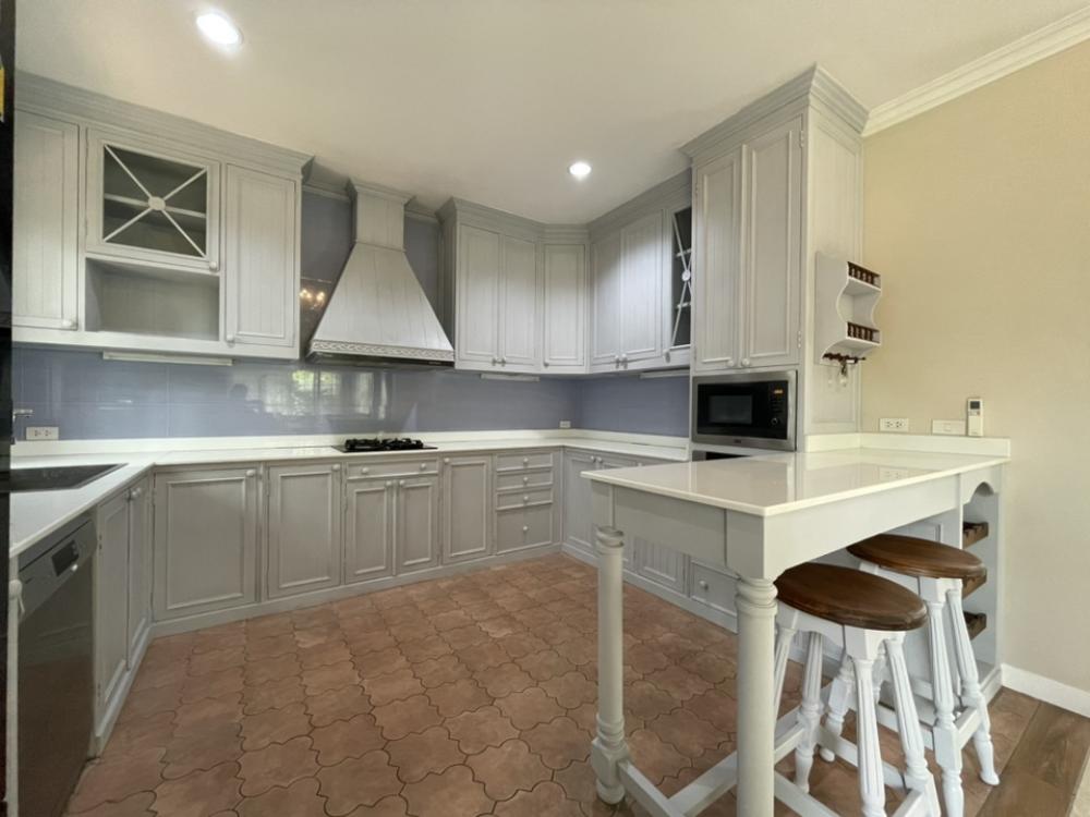 For RentHouseBangna, Bearing, Lasalle : Single house for rent, Fantasia Villa 4,Near little walk 5 bedrooms