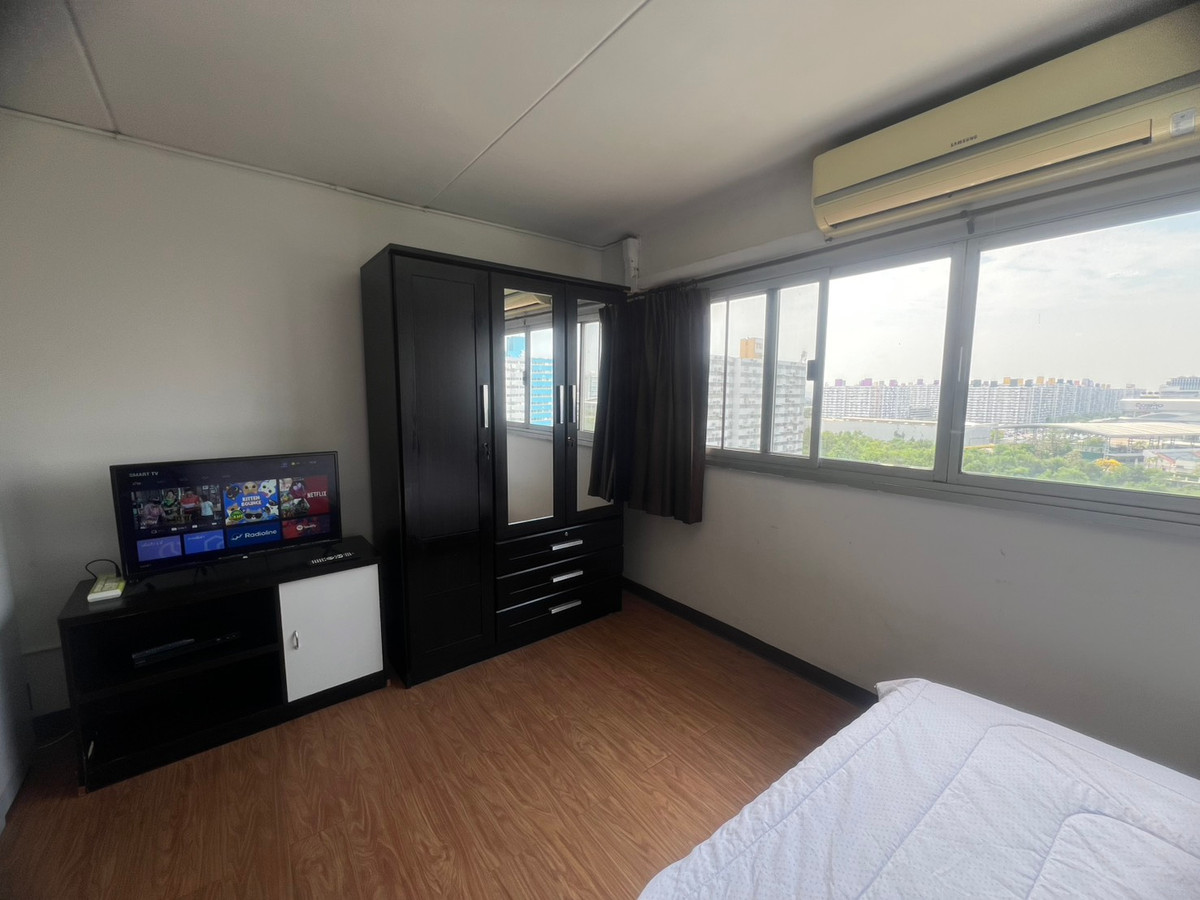 คอนโด ป็อปปูล่า เมืองทอง T12 ชั้น 11 ให้เช่า 3,500 บาท (วิวนอก+เฟอร์ครบ) Loading...