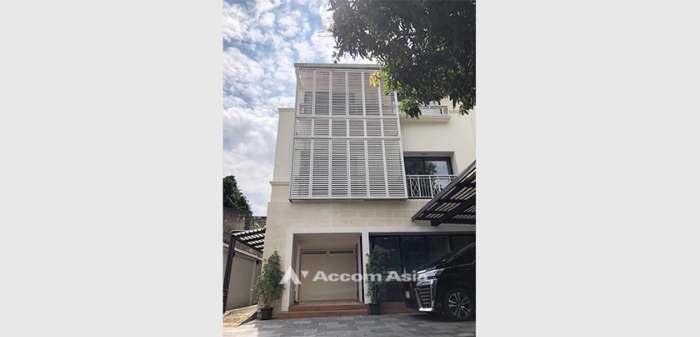 ให้เช่าบ้านสุขุมวิท อโศก ทองหล่อ : 🔼🔽 AccomA 3 Bedrooms House for Rent in Sukhumvit BTS Thong Lo (AA26983)