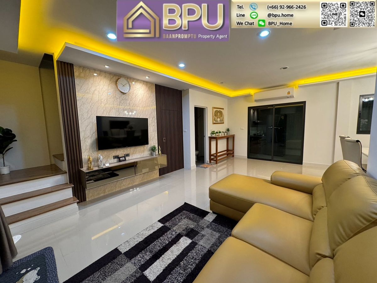 ให้เช่าทาวน์โฮมบางนา แบริ่ง ลาซาล : ** ให้เช่าทาวน์โฮม 3 ห้องนอน ** พลีโน่ สุขุมวิท - บางนา 2 ติดเมกะ บางนา