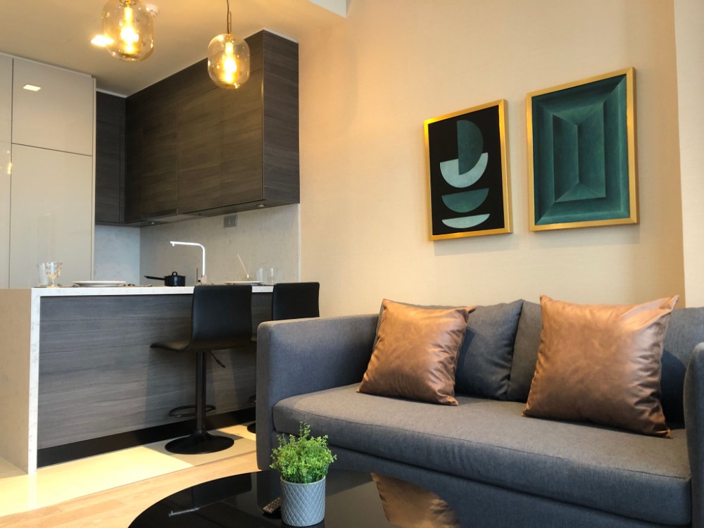 ให้เช่าคอนโดสุขุมวิท อโศก ทองหล่อ : Special price 39,999/ month for rent The Esse Asoke 1 bedroom high floor