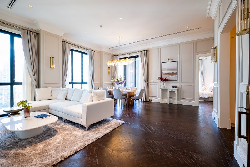 For SaleCondoWitthayu, Chidlom, Langsuan, Ploenchit : 🥂✨ Decorated and ready to move in 98 WIRELESS 2 Bedroom 132 Sq.M. Park View Inquiry / Urgent viewing appointment: 093-616-4456 (Sales Department)🥂✨