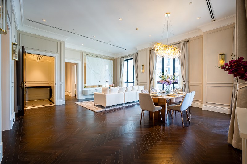 For SaleCondoWitthayu, Chidlom, Langsuan, Ploenchit : 🥂✨ Decorated and ready to move in 98 WIRELESS 2 Bedroom 132 Sq.M. Park View Inquiry / Urgent viewing appointment: 093-616-4456 (Sales Department)🥂✨