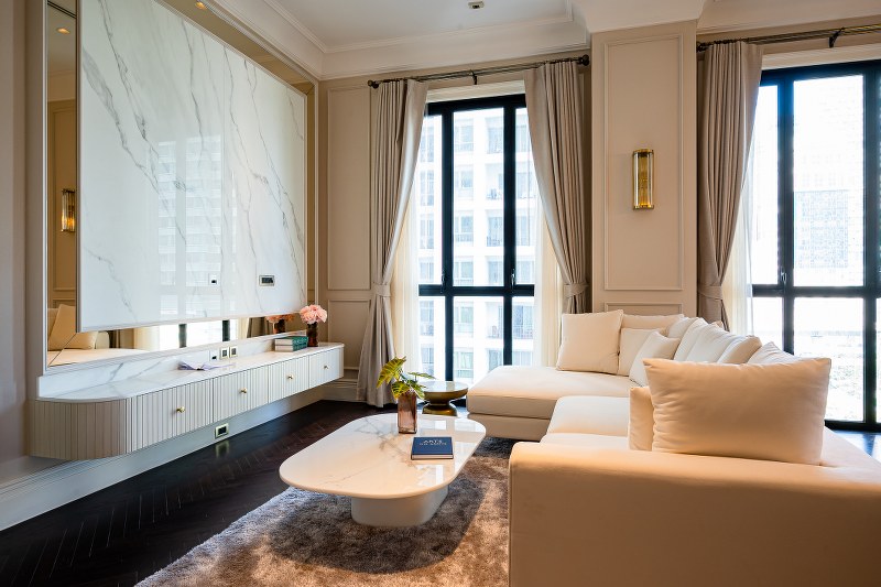 For SaleCondoWitthayu, Chidlom, Langsuan, Ploenchit : 🥂✨ Decorated and ready to move in 98 WIRELESS 2 Bedroom 132 Sq.M. Park View Inquiry / Urgent viewing appointment: 093-616-4456 (Sales Department)🥂✨