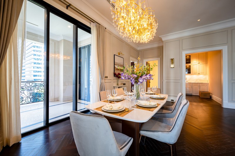 For SaleCondoWitthayu, Chidlom, Langsuan, Ploenchit : 🥂✨ Decorated and ready to move in 98 WIRELESS 2 Bedroom 132 Sq.M. Park View Inquiry / Urgent viewing appointment: 093-616-4456 (Sales Department)🥂✨