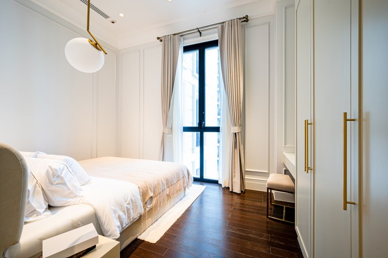 For SaleCondoWitthayu, Chidlom, Langsuan, Ploenchit : 🥂✨ Decorated and ready to move in 98 WIRELESS 2 Bedroom 132 Sq.M. Park View Inquiry / Urgent viewing appointment: 093-616-4456 (Sales Department)🥂✨