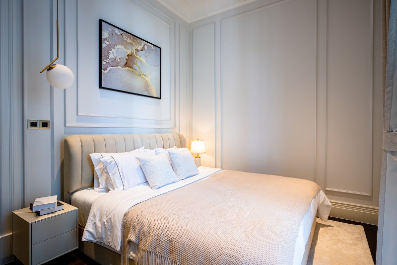 For SaleCondoWitthayu, Chidlom, Langsuan, Ploenchit : 🥂✨ Decorated and ready to move in 98 WIRELESS 2 Bedroom 132 Sq.M. Park View Inquiry / Urgent viewing appointment: 093-616-4456 (Sales Department)🥂✨