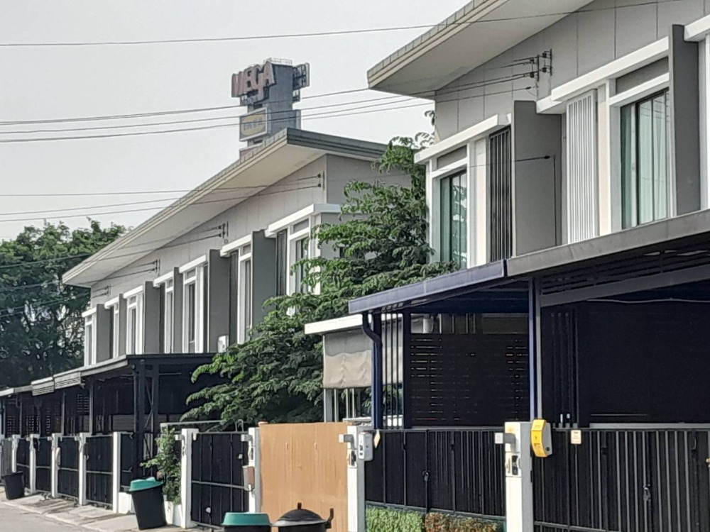 ให้เช่าทาวน์โฮมสมุทรปราการ สำโรง : 🚩🌟🍀 Vาย หรือ ให้เช่า ทาวน์โฮม 2 ชั้น พื้นที่เยอะ Pruksa Ville 76 บางนา-วงแหวน ทำเลดีสุด วิวไม่บล๊อค บ้านไม่บัง   #โครงการใหม่ใกล้เมกะอีเกีย♥️