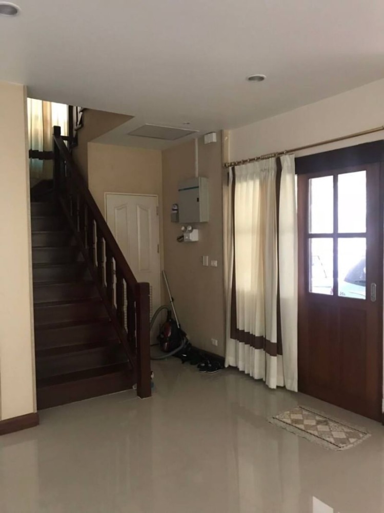 ให้เช่าบ้านรัตนาธิเบศร์ สนามบินน้ำ พระนั่งเกล้า : ให้เช่า บ้านเดี่ยว หมู่บ้านลัดดารมย์ ราชพฤกษ์-รัตนาธิเบศร์2 82 ตรว 5 นอน ใกล้ โลตัสนอร์ทราชพฤกษ์