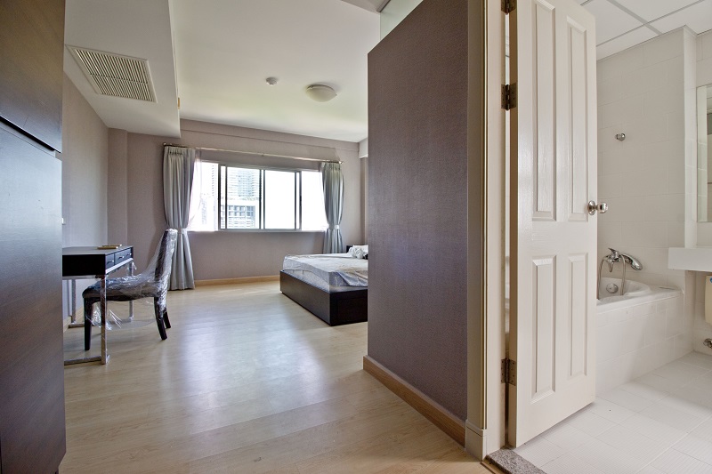 ขายคอนโดวงเวียนใหญ่ เจริญนคร : ขาย คอนโด Supalai River Place ขนาด 103 ตรม 2 ห้องนอน มีที่จอดรถ และสวนดาดฟ้าส่วนตัว เฟอร์ครบ ตรงข้าม Asiatique เจริญกรุง เจริญนคร สาทร ตากสิน : SL23S-011