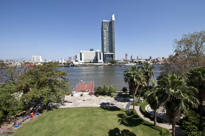 ขายคอนโดวงเวียนใหญ่ เจริญนคร : ขาย คอนโด Supalai River Place ขนาด 103 ตรม 2 ห้องนอน มีที่จอดรถ และสวนดาดฟ้าส่วนตัว เฟอร์ครบ ตรงข้าม Asiatique เจริญกรุง เจริญนคร สาทร ตากสิน : SL23S-011