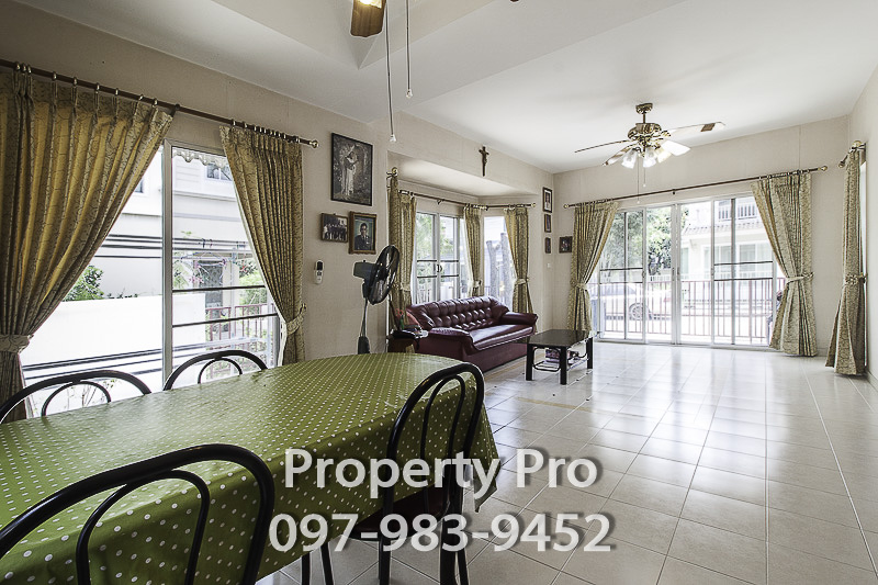 For SaleHousePathum Thani,Rangsit, Thammasat : House for SALE Prueklada Rangsit Klong 4 size 51 sqw 122 sqm 3 bedroom Near to Lamm Luk Ka, Sai Mai : EL23S-036