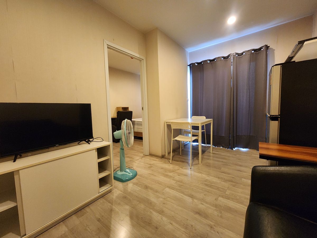 For RentCondoNonthaburi, Bang Yai, Bangbuathong : ** Available room, updated room, cheap price ** .For rent, Plum Condo, Central Station, Bang Yai, Phase 1, cheap price SN490.14