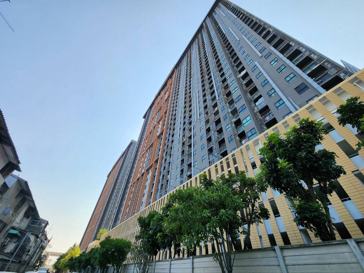 For RentCondoNonthaburi, Bang Yai, Bangbuathong : ** Available room, updated room, cheap price ** .For rent, Plum Condo, Central Station, Bang Yai, Phase 1, cheap price SN490.14