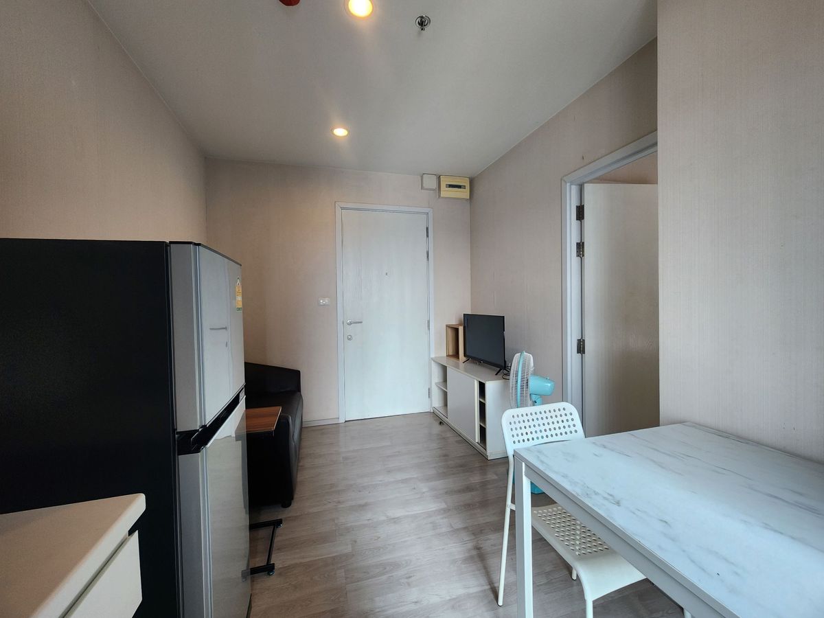 For RentCondoNonthaburi, Bang Yai, Bangbuathong : ** Available room, updated room, cheap price ** .For rent, Plum Condo, Central Station, Bang Yai, Phase 1, cheap price SN490.14