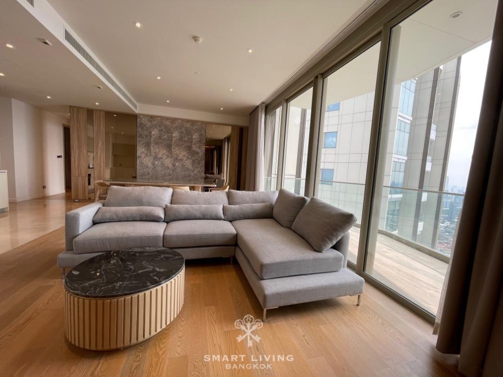 For RentCondoWongwianyai, Charoennakor : MAGNOLIA WATERFRONT RESIDENCES, luxury riverside condo, 4 bedrooms, near Icon Siam, price 180k