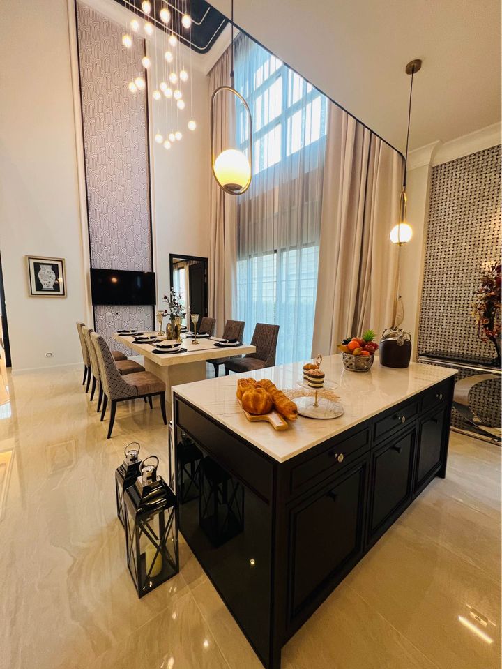 ขายบ้านลาดกระบัง สุวรรณภูมิ : คฤหาสน์หรู งามสง่า เพอร์เฟค มาสเตอร์พีซ สุขุมวิท 77 เนื้อที่ดิน 163 ตรว. Decorated in luxury style พร้อมเข้าอยู่