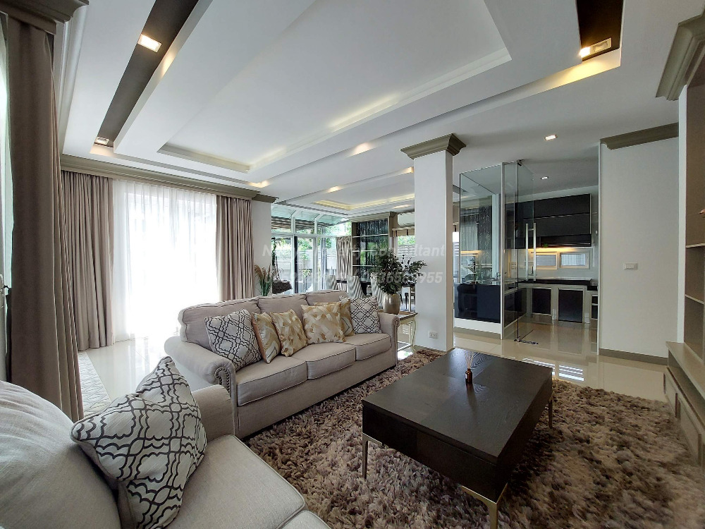 For SaleHouseBangna, Bearing, Lasalle : Luxury detached house in Soi Ratchawinit Bangkaew, only 98 units, the largest house type in the project.