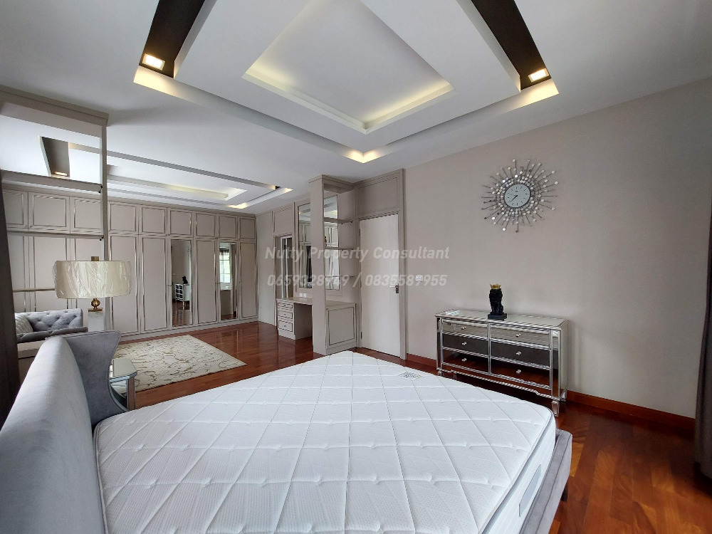 For SaleHouseBangna, Bearing, Lasalle : Luxury detached house in Soi Ratchawinit Bangkaew, only 98 units, the largest house type in the project.