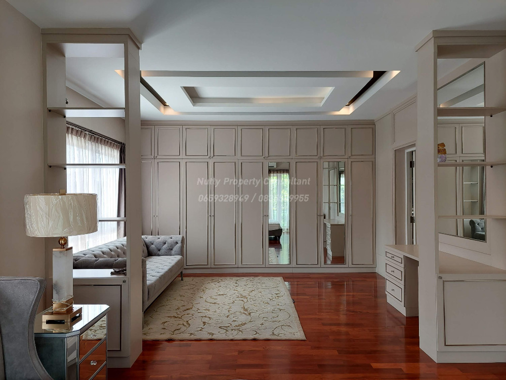 For SaleHouseBangna, Bearing, Lasalle : Luxury detached house in Soi Ratchawinit Bangkaew, only 98 units, the largest house type in the project.