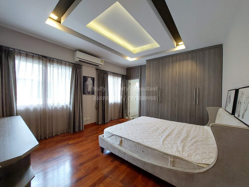 For SaleHouseBangna, Bearing, Lasalle : Luxury detached house in Soi Ratchawinit Bangkaew, only 98 units, the largest house type in the project.