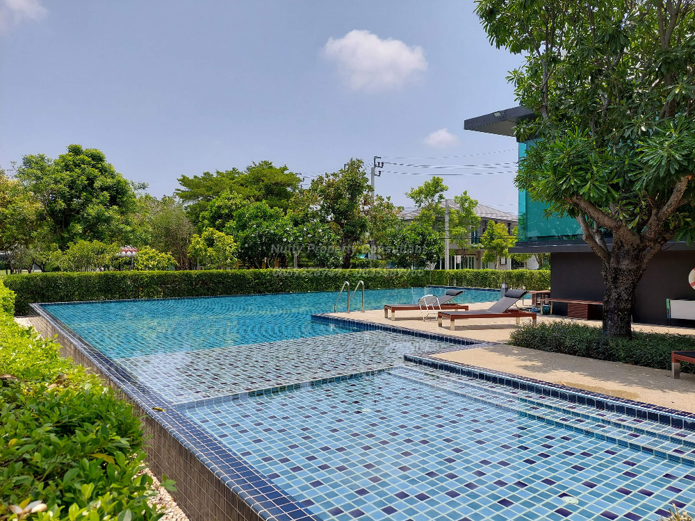 For SaleHouseBangna, Bearing, Lasalle : Luxury detached house in Soi Ratchawinit Bangkaew, only 98 units, the largest house type in the project.