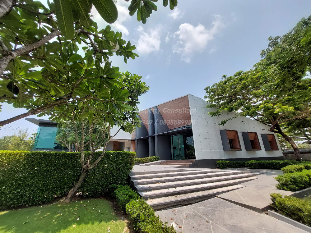 For SaleHouseBangna, Bearing, Lasalle : Luxury detached house in Soi Ratchawinit Bangkaew, only 98 units, the largest house type in the project.