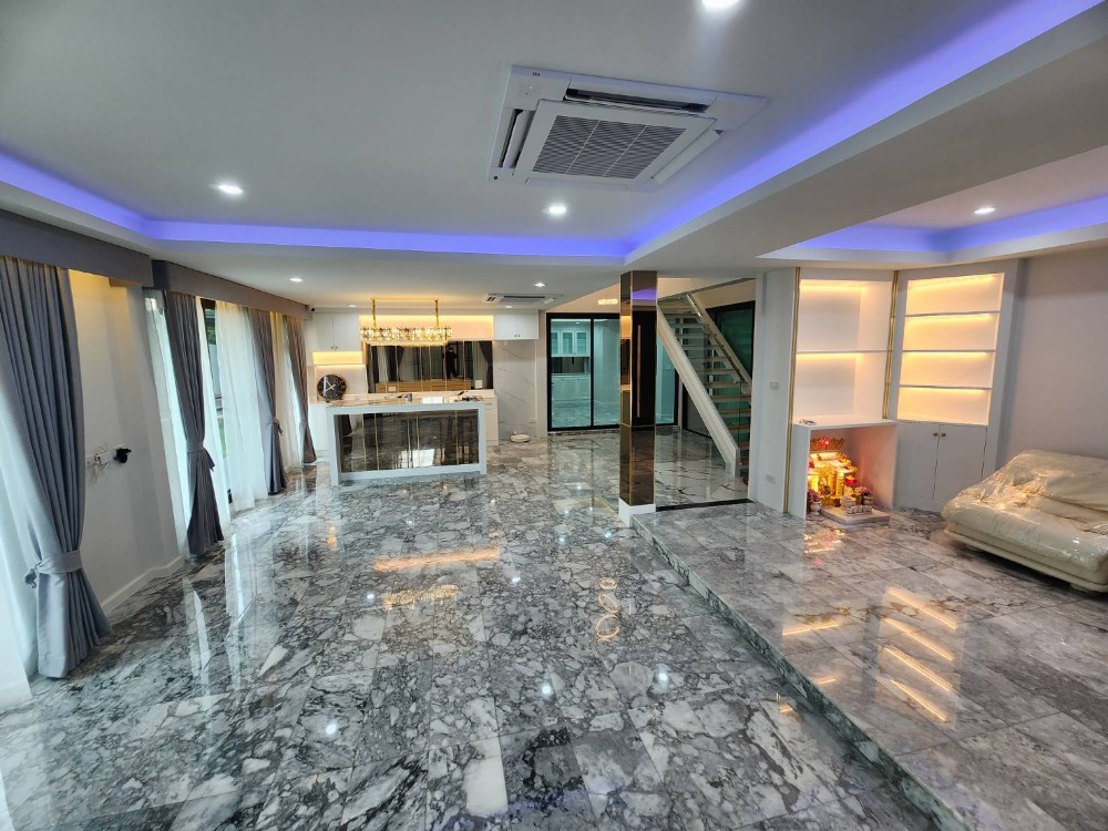 ให้เช่าบ้านโชคชัย4 ลาดพร้าว71 : ให้เช่าบ้านเดี่ยว ใกล้ โรงพยาบาลเปาโล โชคชัย4 เพียง 3 นาที