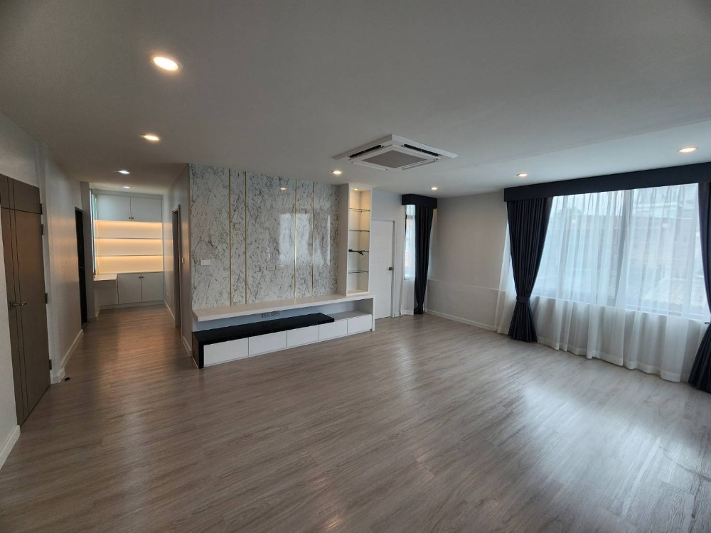 ให้เช่าบ้านโชคชัย4 ลาดพร้าว71 : ให้เช่าบ้านเดี่ยว ใกล้ โรงพยาบาลเปาโล โชคชัย4 เพียง 3 นาที