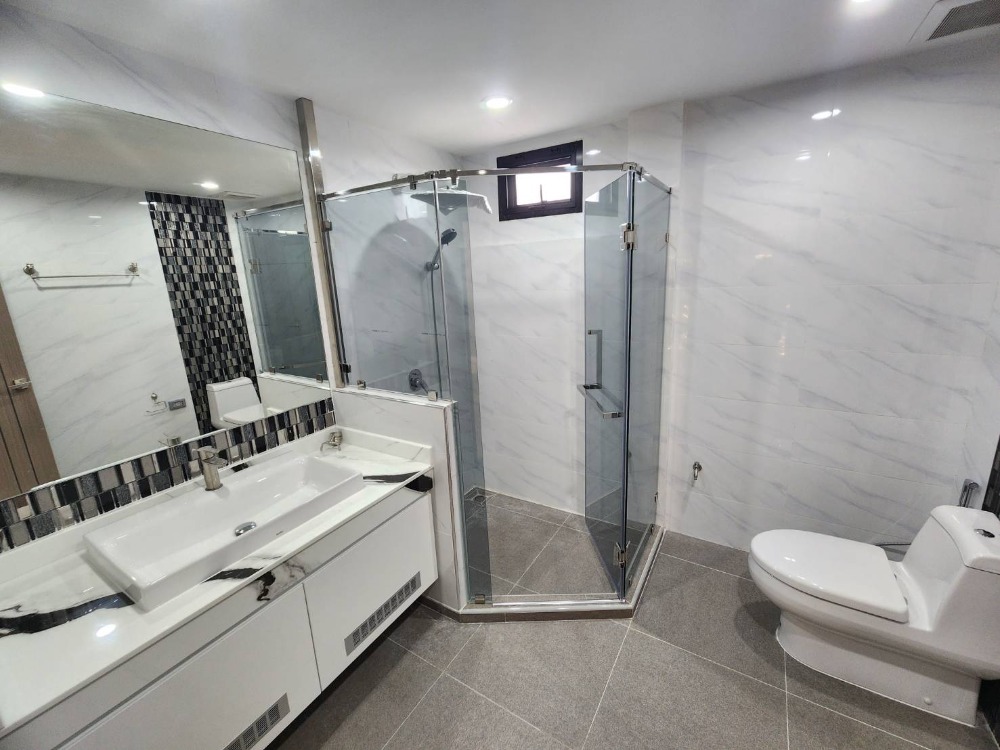 ให้เช่าบ้านโชคชัย4 ลาดพร้าว71 : ให้เช่าบ้านเดี่ยว ใกล้ โรงพยาบาลเปาโล โชคชัย4 เพียง 3 นาที