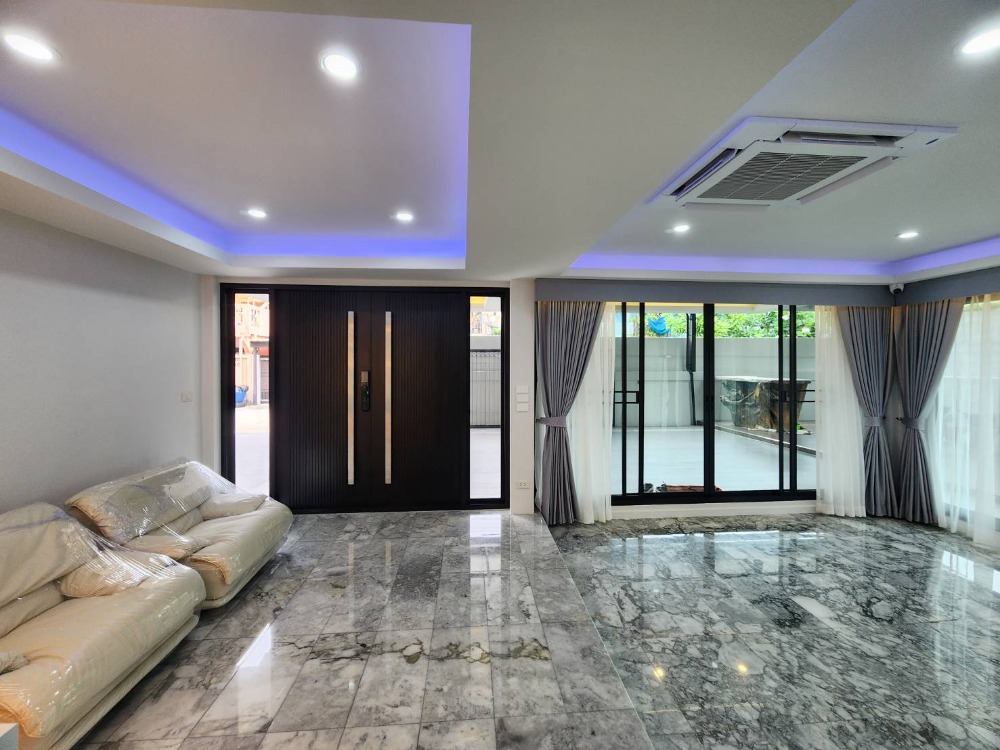 ให้เช่าบ้านโชคชัย4 ลาดพร้าว71 : ให้เช่าบ้านเดี่ยว ใกล้ โรงพยาบาลเปาโล โชคชัย4 เพียง 3 นาที