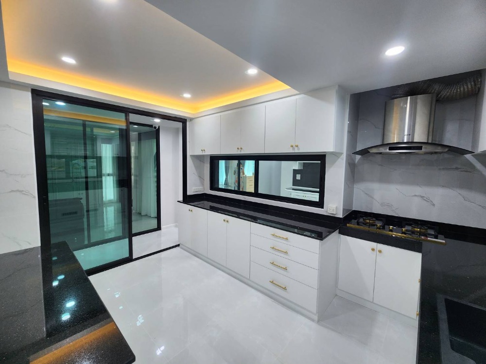 ให้เช่าบ้านโชคชัย4 ลาดพร้าว71 : ให้เช่าบ้านเดี่ยว ใกล้ โรงพยาบาลเปาโล โชคชัย4 เพียง 3 นาที