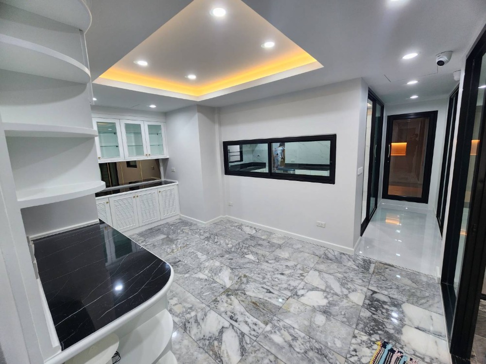 ให้เช่าบ้านโชคชัย4 ลาดพร้าว71 : ให้เช่าบ้านเดี่ยว ใกล้ โรงพยาบาลเปาโล โชคชัย4 เพียง 3 นาที