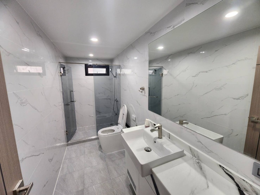 ให้เช่าบ้านโชคชัย4 ลาดพร้าว71 : ให้เช่าบ้านเดี่ยว ใกล้ โรงพยาบาลเปาโล โชคชัย4 เพียง 3 นาที