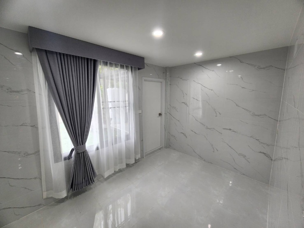 ให้เช่าบ้านโชคชัย4 ลาดพร้าว71 : ให้เช่าบ้านเดี่ยว ใกล้ โรงพยาบาลเปาโล โชคชัย4 เพียง 3 นาที