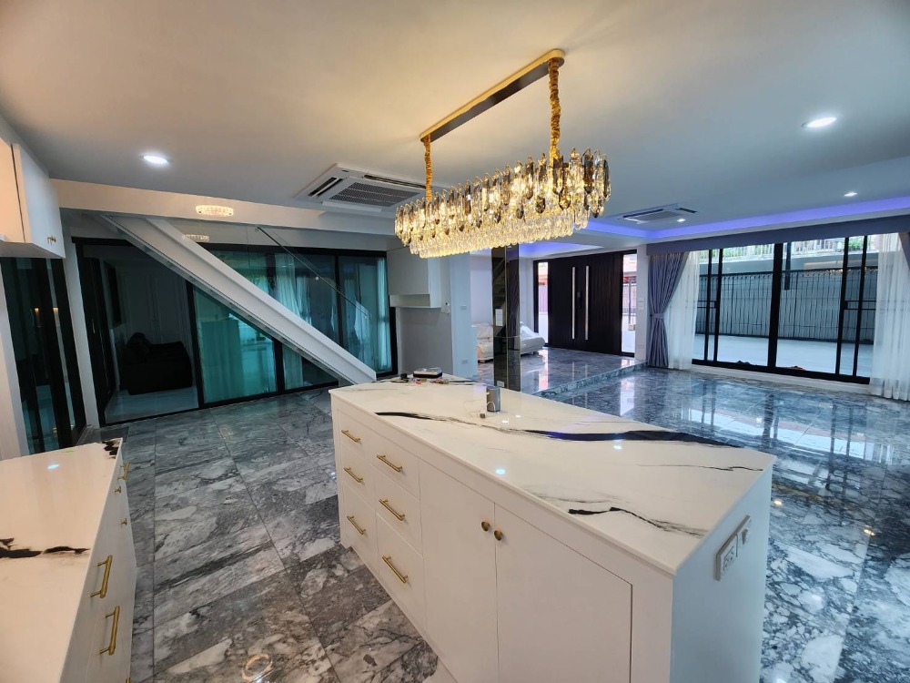 ให้เช่าบ้านโชคชัย4 ลาดพร้าว71 : ให้เช่าบ้านเดี่ยว ใกล้ โรงพยาบาลเปาโล โชคชัย4 เพียง 3 นาที