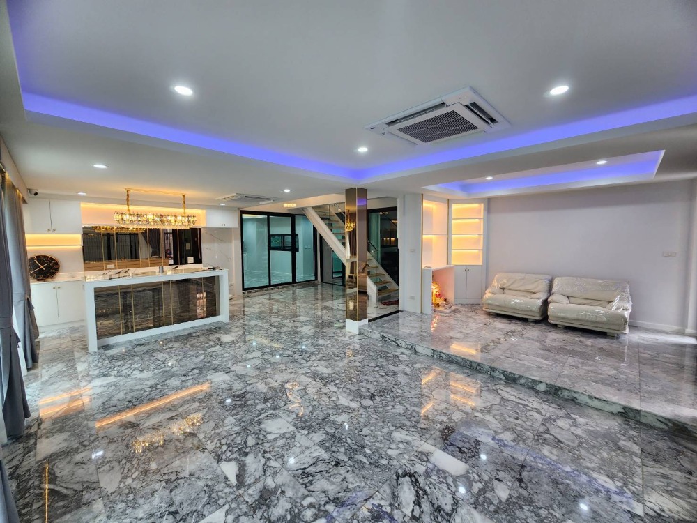 ให้เช่าบ้านโชคชัย4 ลาดพร้าว71 : ให้เช่าบ้านเดี่ยว ใกล้ โรงพยาบาลเปาโล โชคชัย4 เพียง 3 นาที