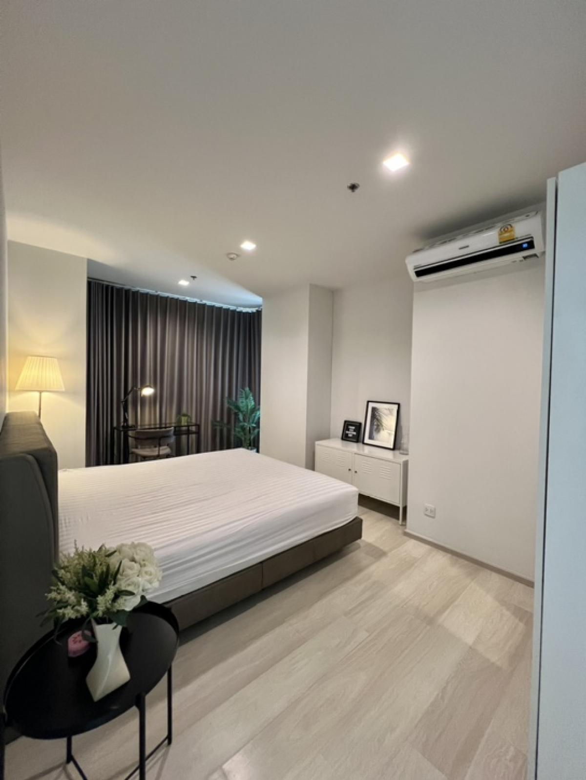 For RentCondoWitthayu, Chidlom, Langsuan, Ploenchit : For rent Life one wireless condo 28,000baht, 1bedroom 38sqm BTS PhloenChit, BTS Chidlom, Witthayu Chidlom PhloenChit Sukhumvit Rama9 Ratchada Lumpini Sathorn Chulalongkorn, Mater Dei, SWU Bumrungrad ParkVenture Sindhorn
