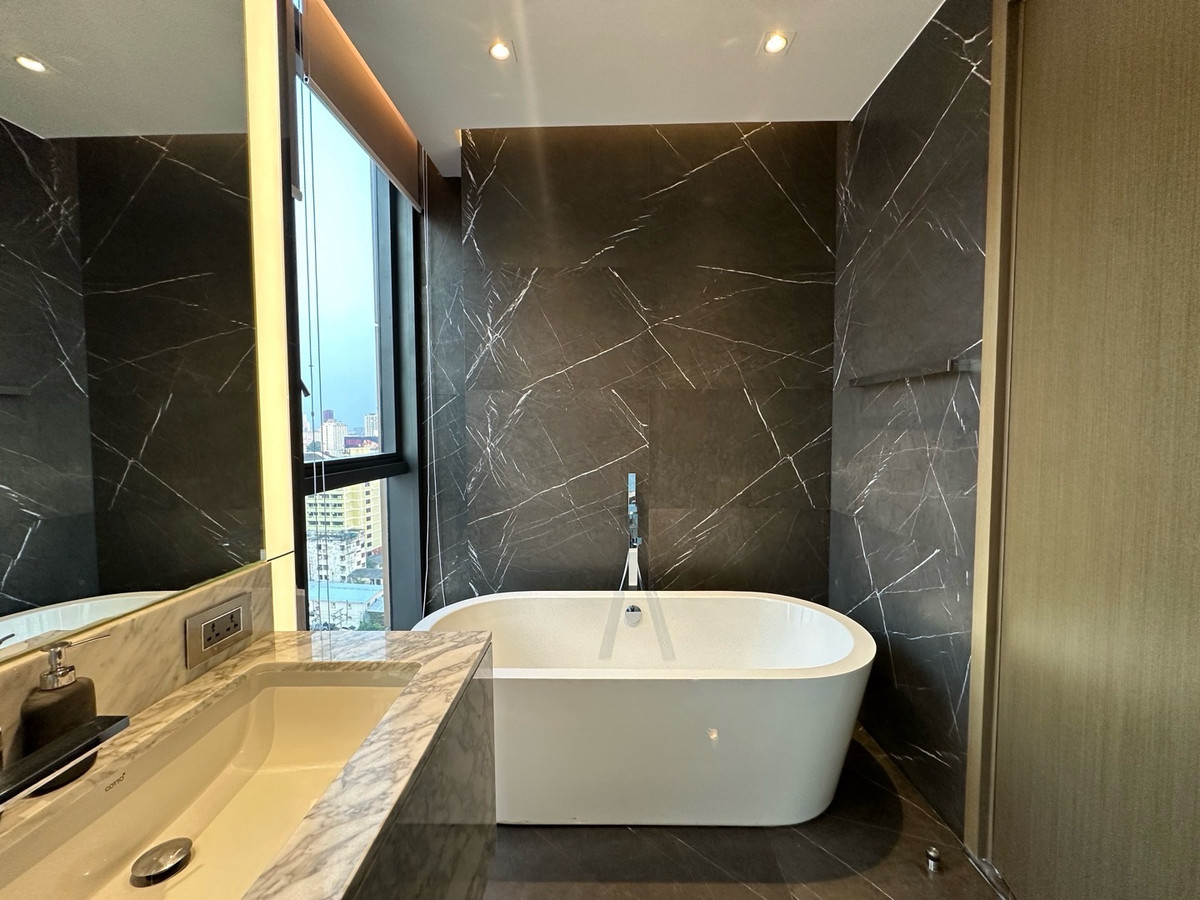 For SaleCondoSukhumvit, Asoke, Thonglor : 🌆 FOR SELL The Monument Thonglor 2 beds 125 Sqm. Call : 093-616-4456 🌆